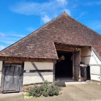 Visite de la Grange pyramidale du Pays-Fort