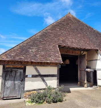 Visite de la Grange pyramidale du Pays-Fort