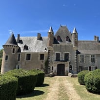 Un curieux château en Haut-Berry