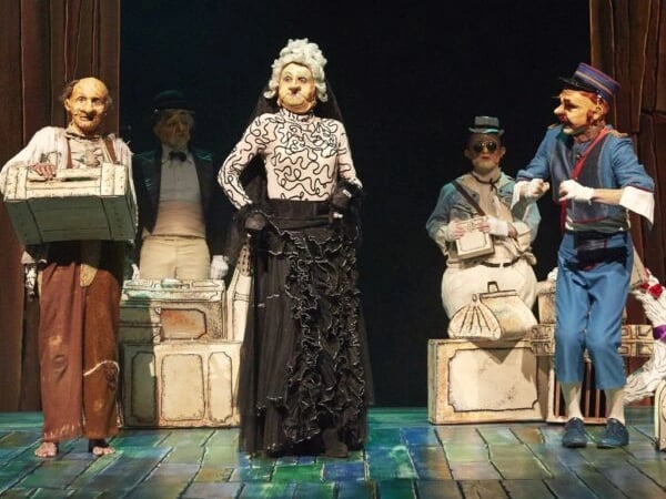 La visite de la vieille dame